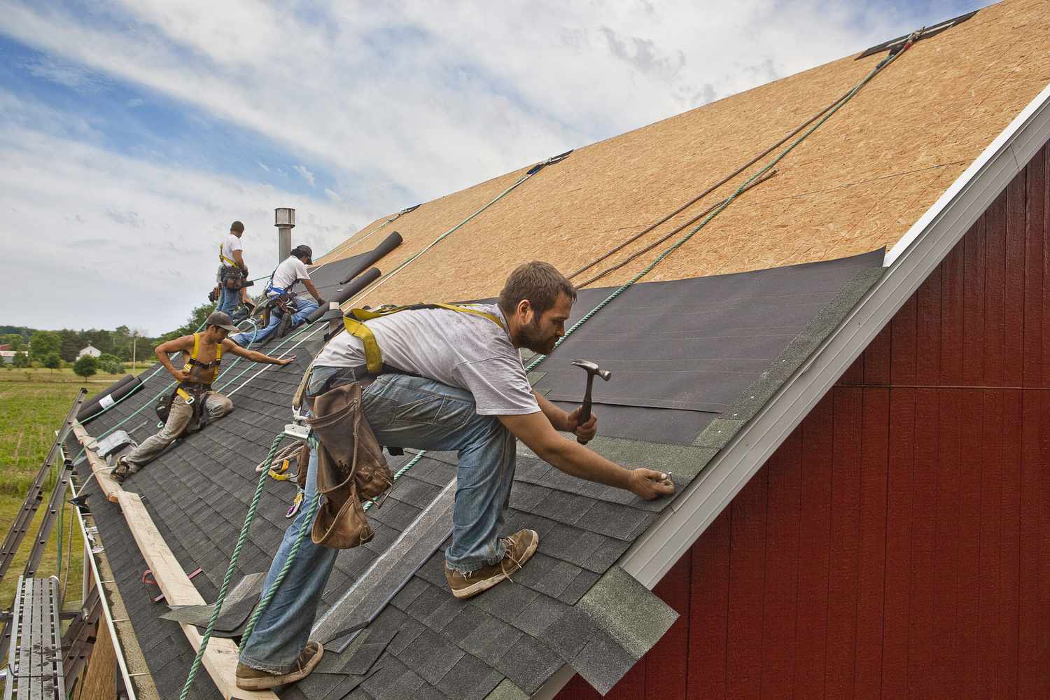 Expert Commercial & Residential Roofing Services with a Focus on Quality and Durability