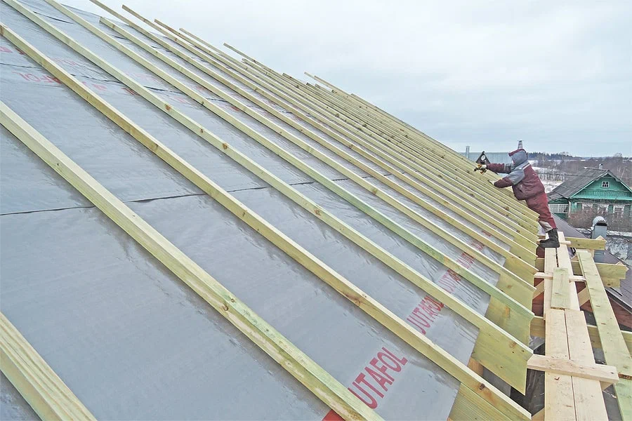 Top Reasons to Hire an Experienced Roofing Contractor for Your Home