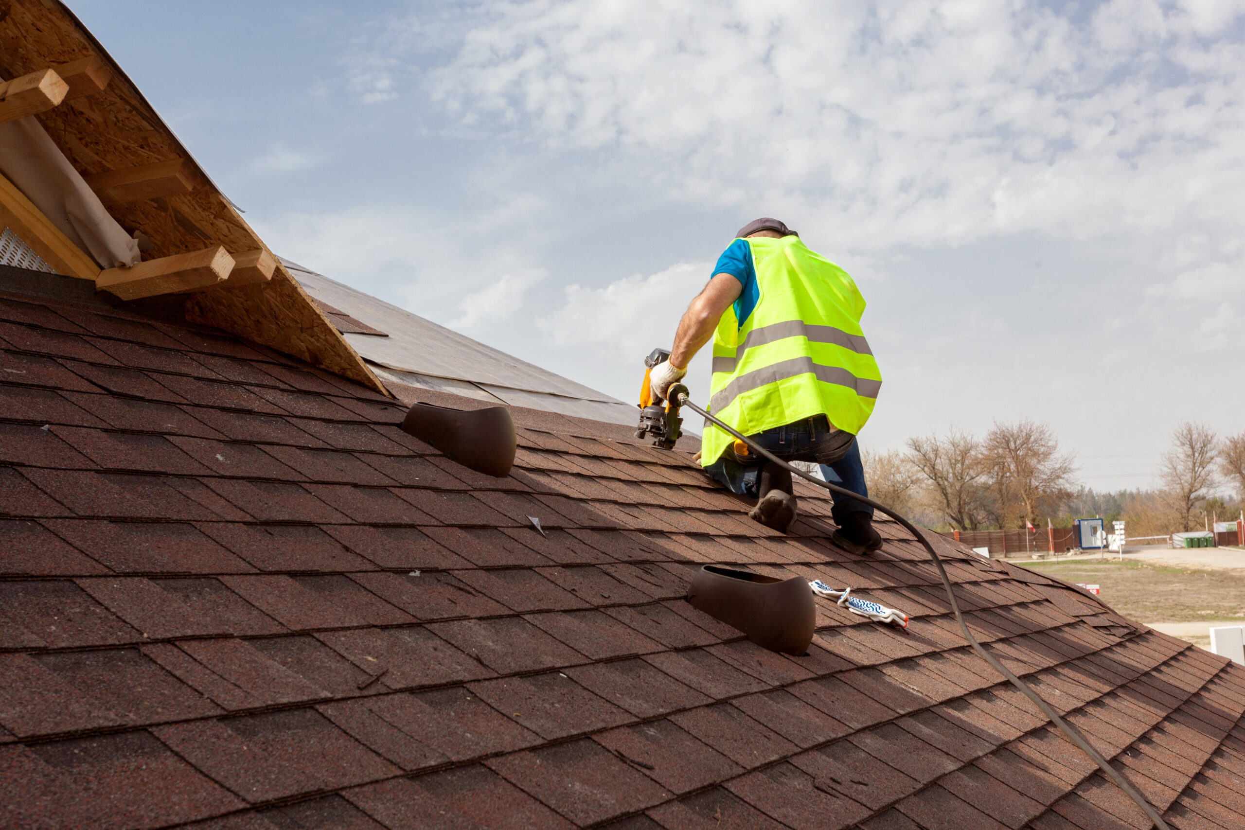How Affordable Roofing Services Help You Save Money While Getting Top Quality Installations